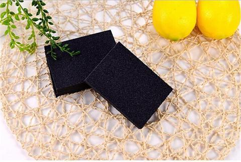 Gadgets d'Eve beauté SPOVI™_: Eponge magique pour effacer les rouilles ( 2 pièces ensembles ).